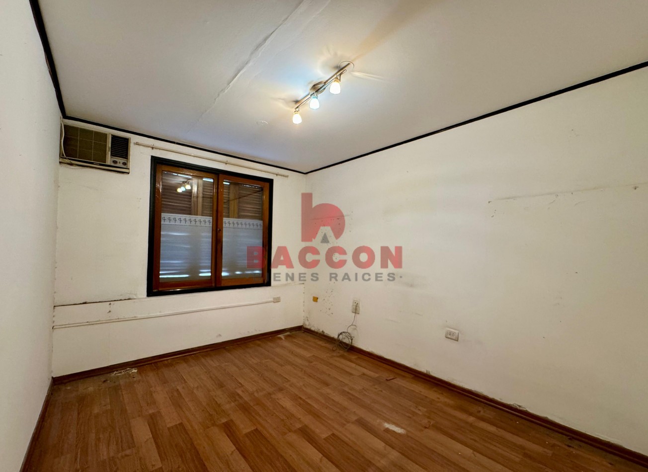 Venta Estudio Comercial 20de Febrero y Alsina - Microcentro