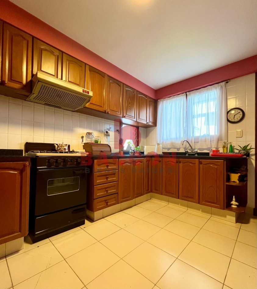 Venta Departamento Dr. A. Guemes al 400