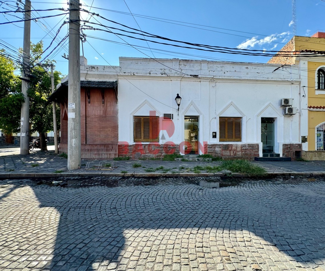Venta Estudio Comercial 20de Febrero y Alsina - Microcentro