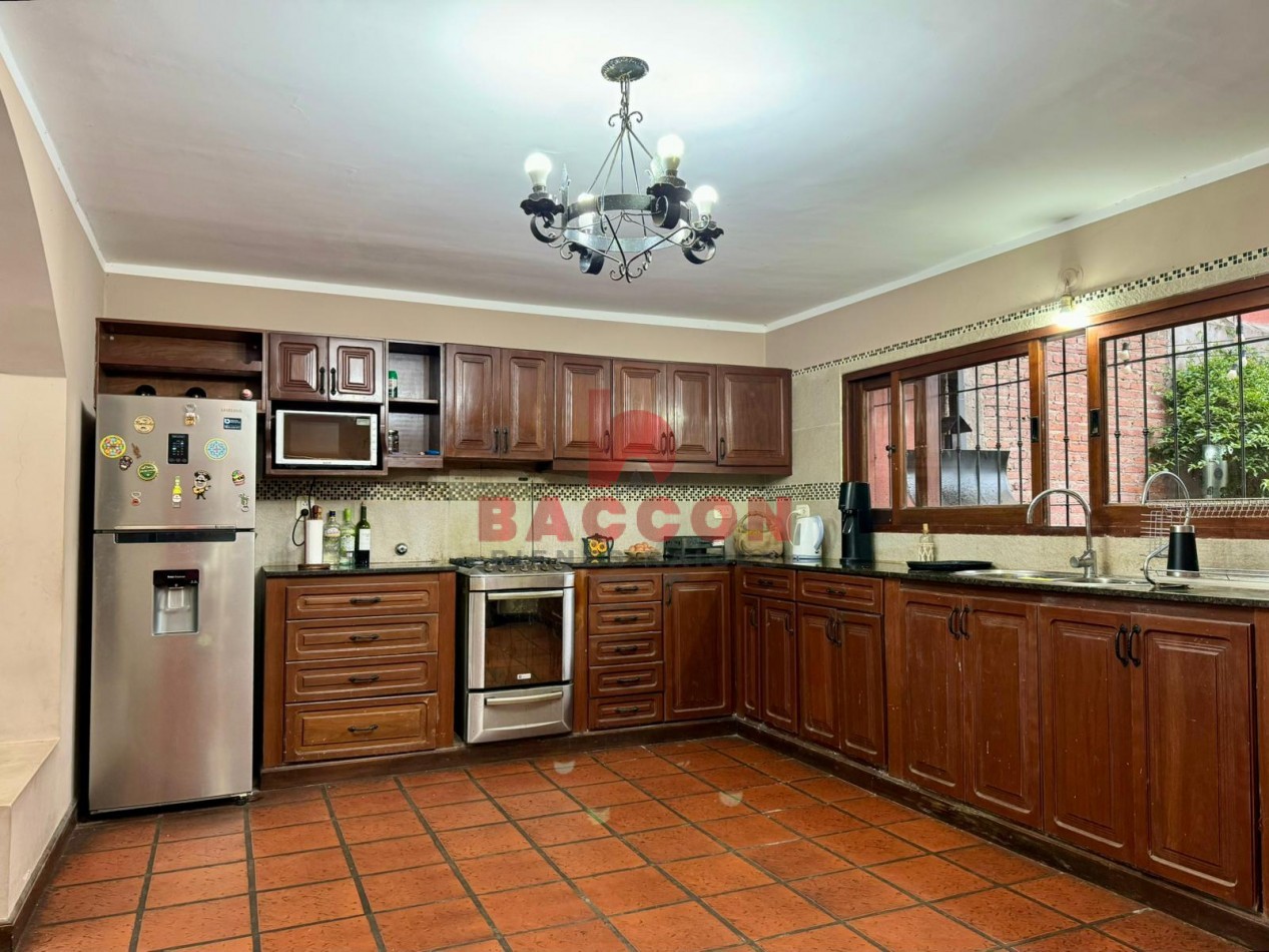 Venta Casa B° Los Profesionales