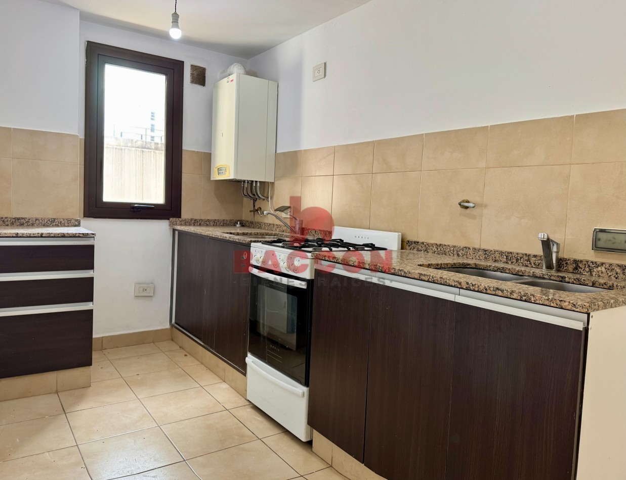 Venta Departamento Leguizamon al 200 - Zona Centro