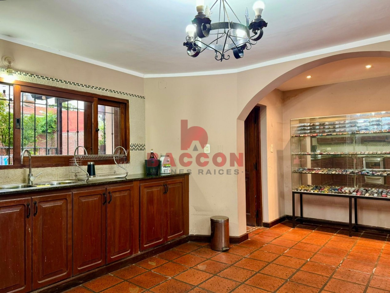 Venta Casa B° Los Profesionales
