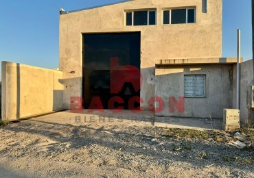 Venta Galpon Urbanizacion Septiembre - San Lorenzo Chico.